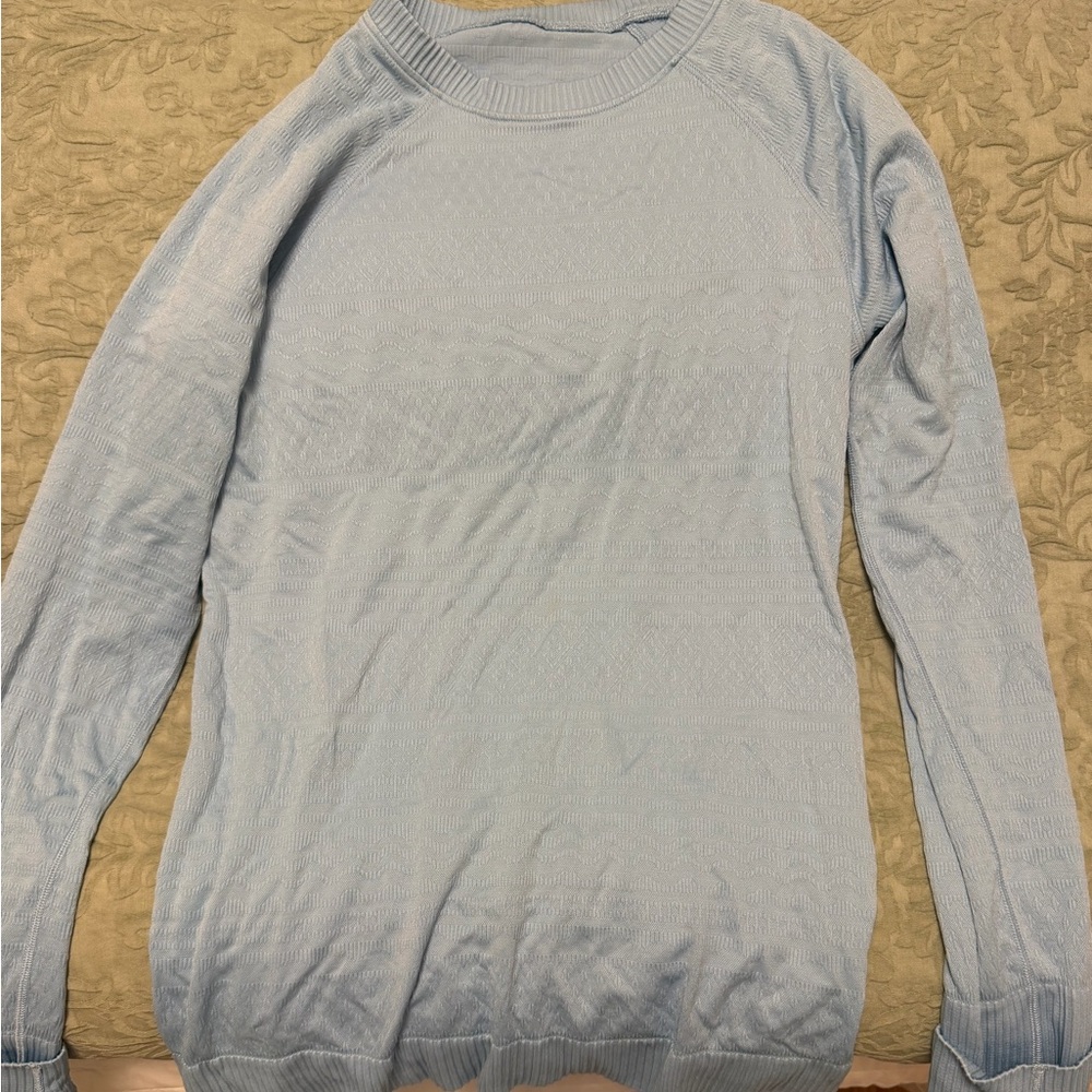 Lululemon long sleeve 6